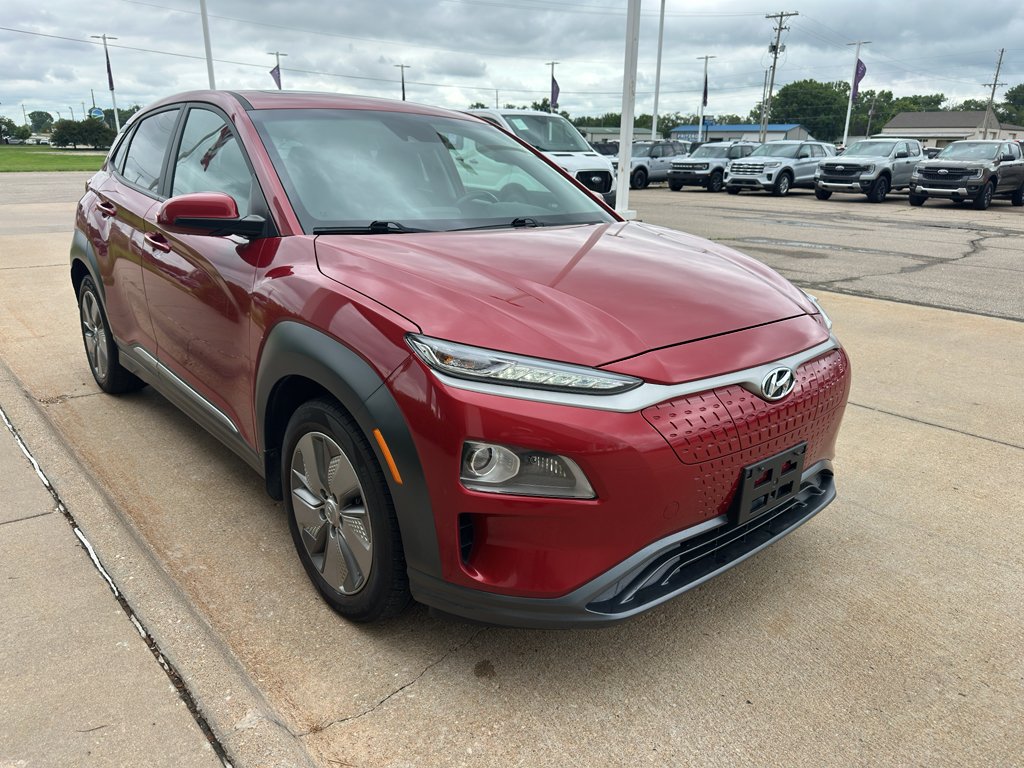 Used 2021 Hyundai Kona EV Limited with VIN KM8K33AG5MU133344 for sale in Manhattan, KS