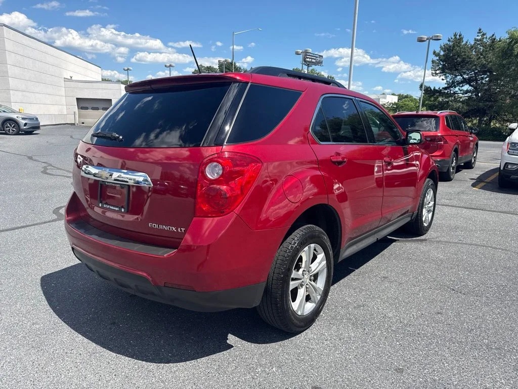 Used 2015 Crystal Red Tintcoat Chevrolet LT image 27