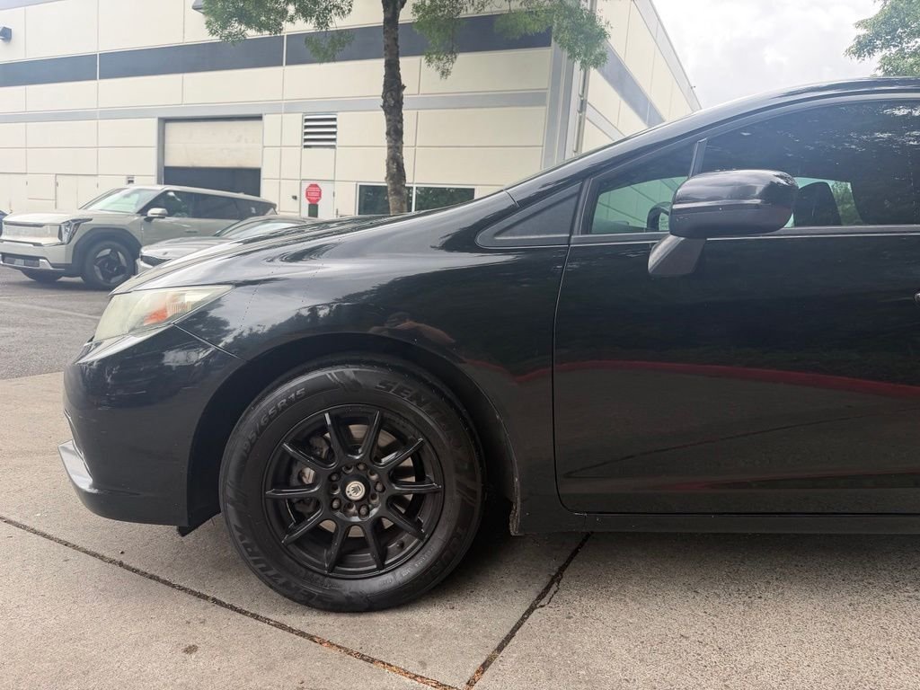 Used 2014 Black Honda LX image 8