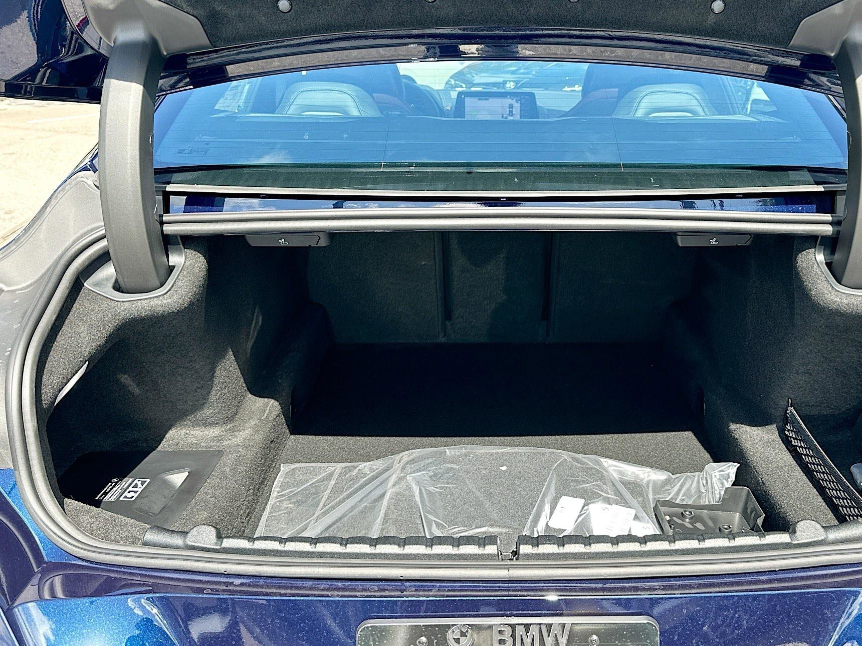 2026 BMW 8 Series 840i - Photo 22