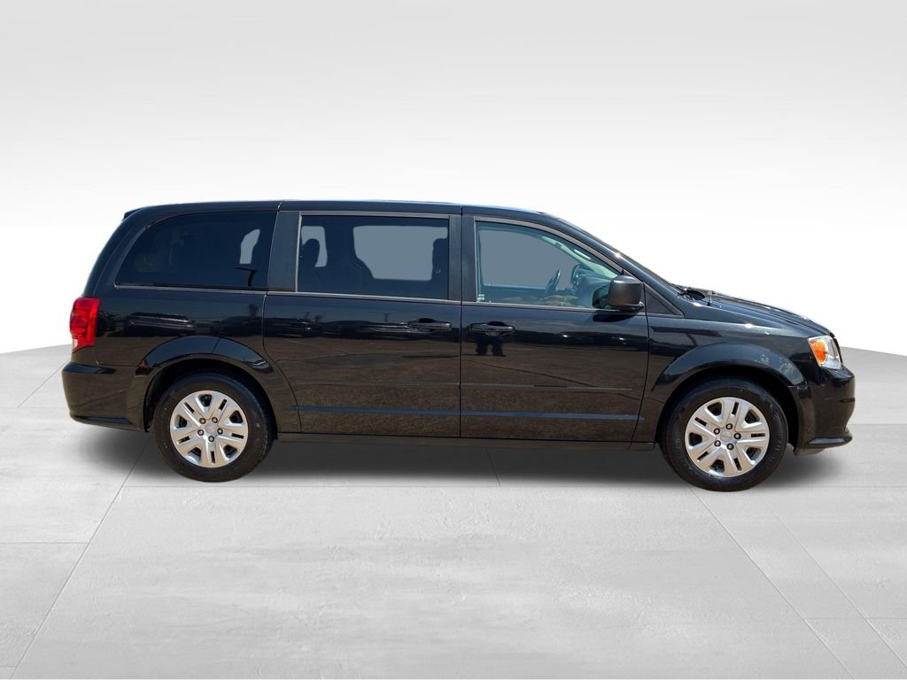 Used 2017 Black Dodge SE image 7