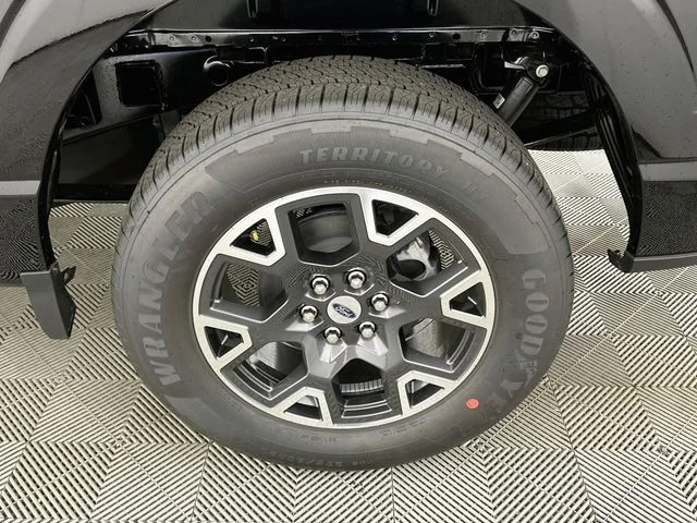 Certified Pre-Owned 2025 Ford F-150 STX