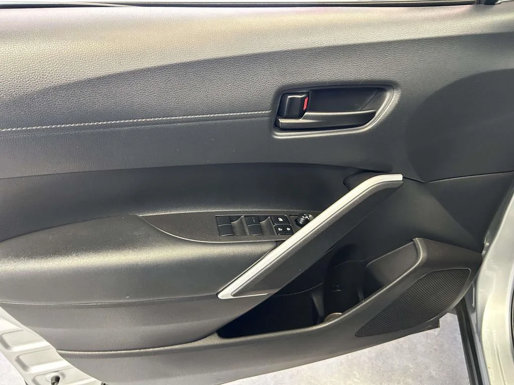 Used 2025 Silver Toyota LE image 17