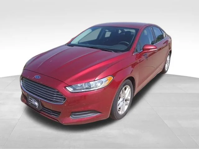 Used 2014 Red Ford SE image 7