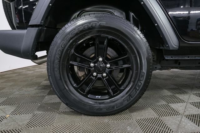 Used 2023 Black Jeep Sport image 15