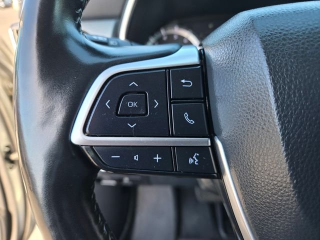Used 2022 Silver Toyota Platinum image 19