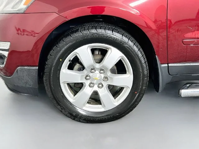 Used 2017 Red Chevrolet 1LT image 25