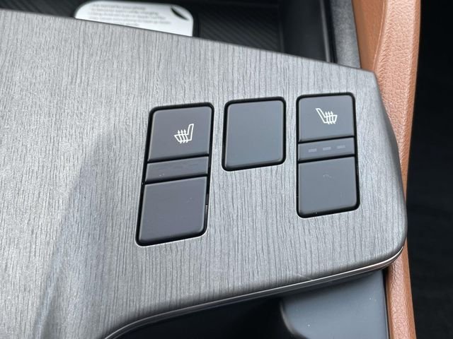 New 2026 Wolf Gray Kia X-Line image 16
