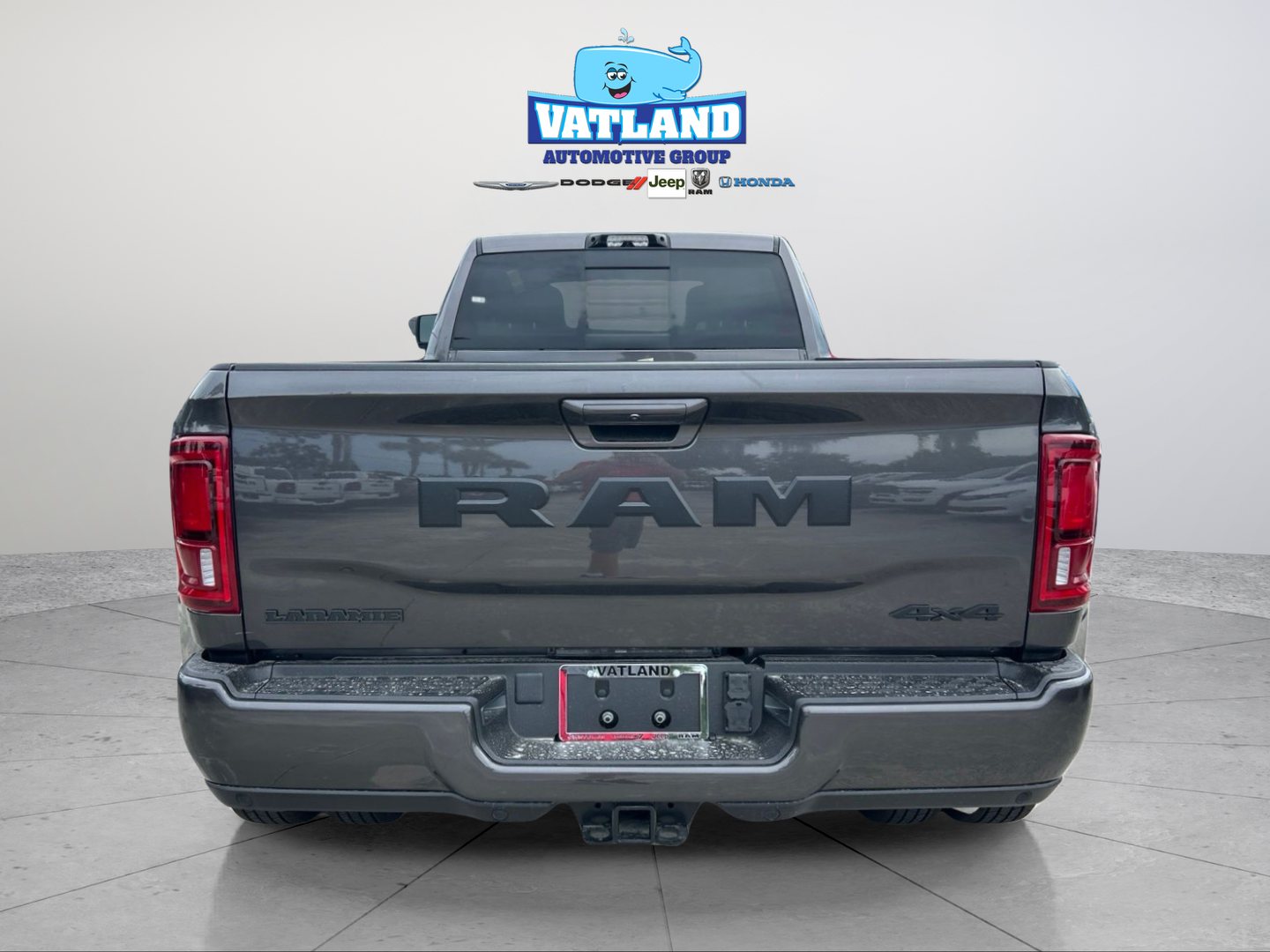 New 2026 Granite Crystal Metallic Clear-Coat Exterior Paint RAM Laramie image 4
