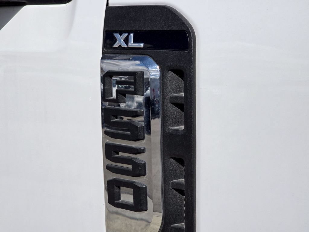 2025 Ford F-550 Super Duty Chassis Cab XL - Photo 28