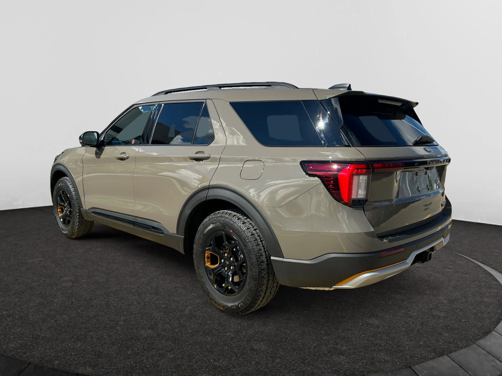 New 2026 Marsh Grey Ford Tremor image 3