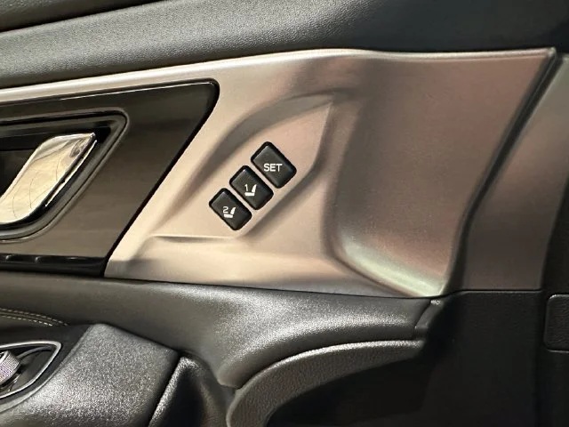 Used 2024 Green Subaru Limited image 7