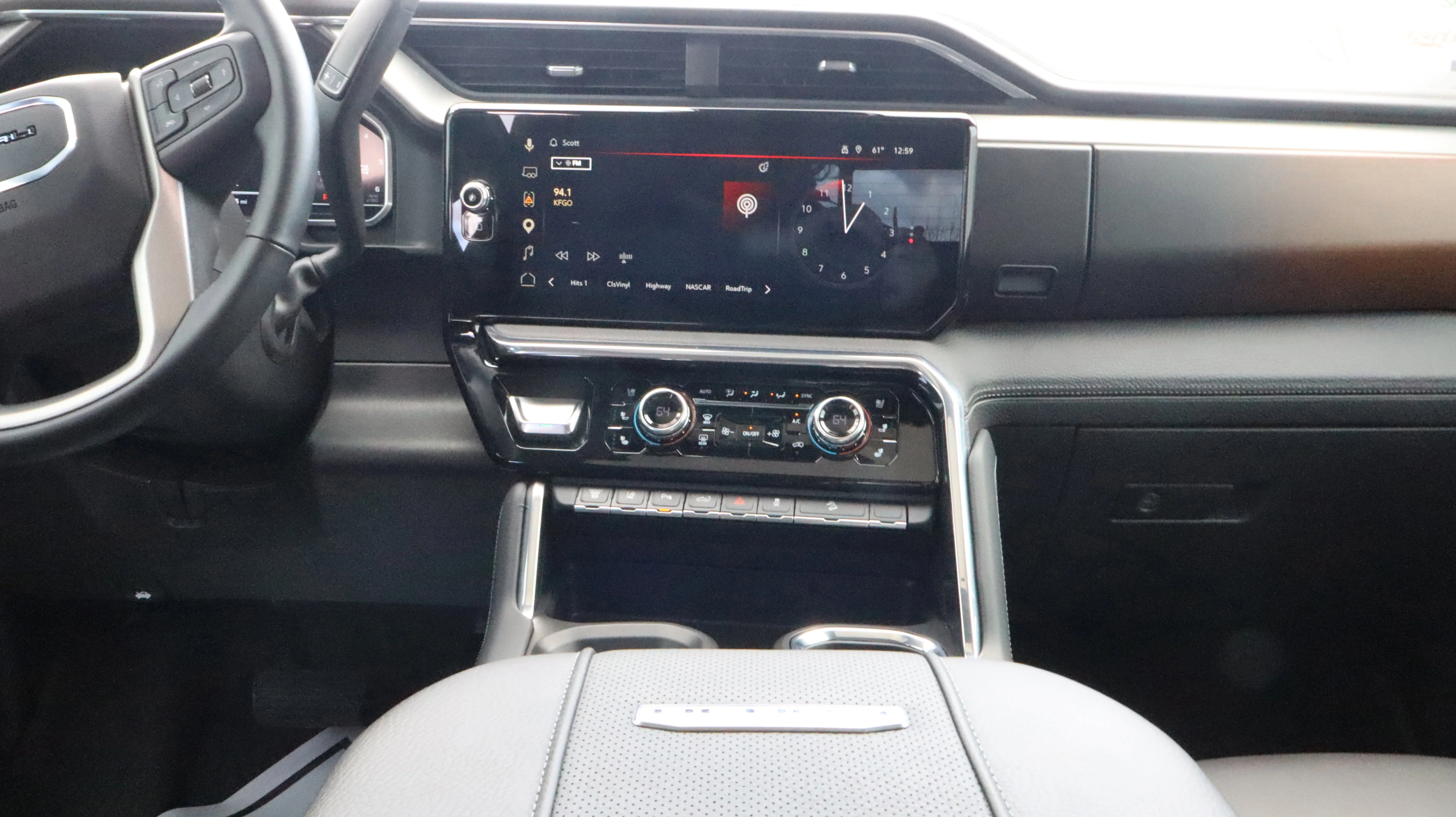 2024 GMC Sierra 2500HD Denali - Photo 10