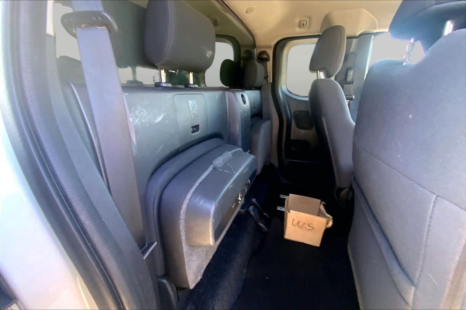 Used 2022 Glacier White Nissan S image 16