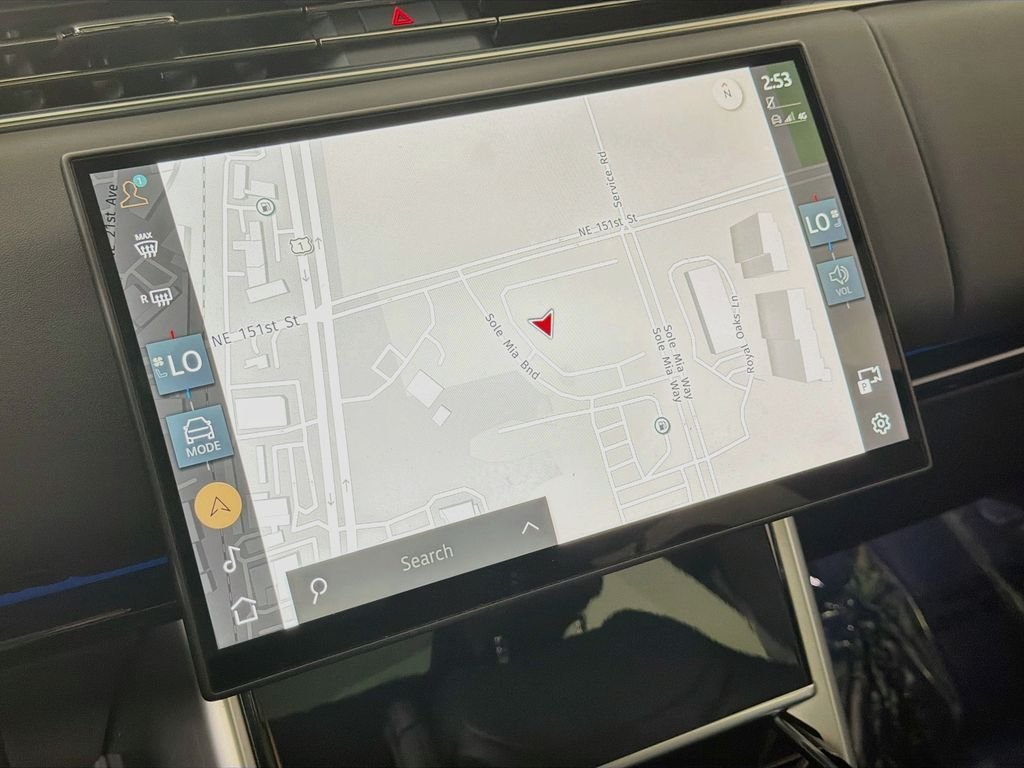 Certified Used 2025  Land Rover SE image 13