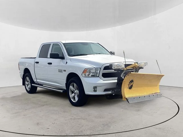 Used 2015 Bright White Clearcoat Ram Express image 8