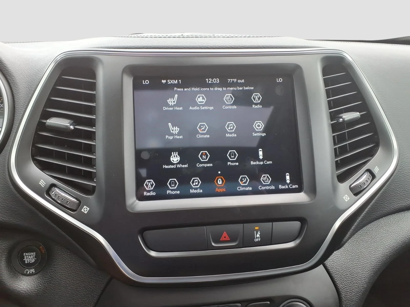 Used 2022 Diamond Black Crystal Pearlcoat Jeep Latitude Lux image 25