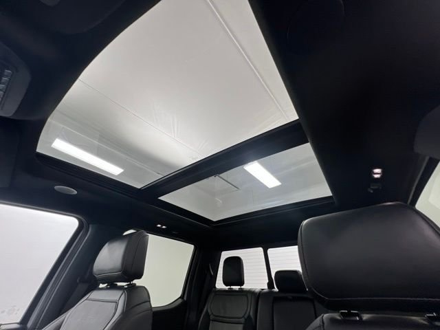 Used 2025 White Ford Raptor image 19