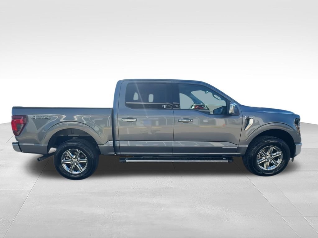 Used 2024 Gray Ford XLT image 9
