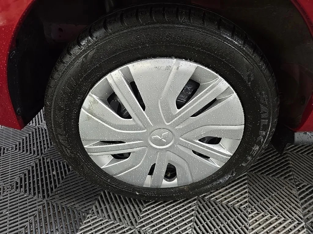 Used 2024 Red Mitsubishi ES image 16