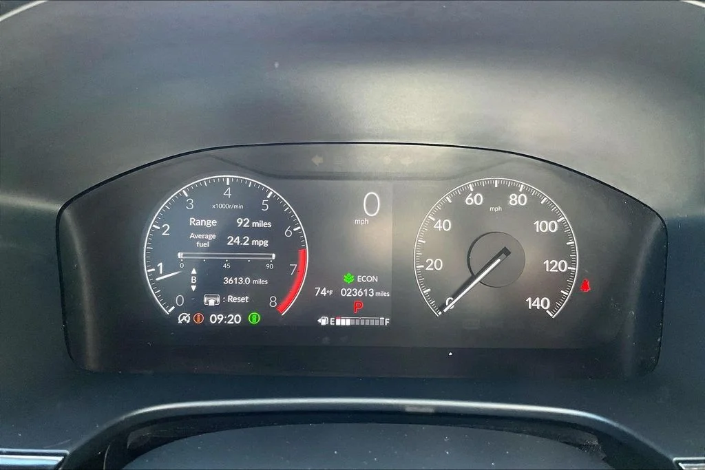 Used 2023 Silver Honda EX-L image 23