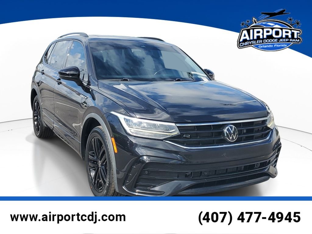 Used 2022 Black Volkswagen 2.0T SE R-Line Black image 1