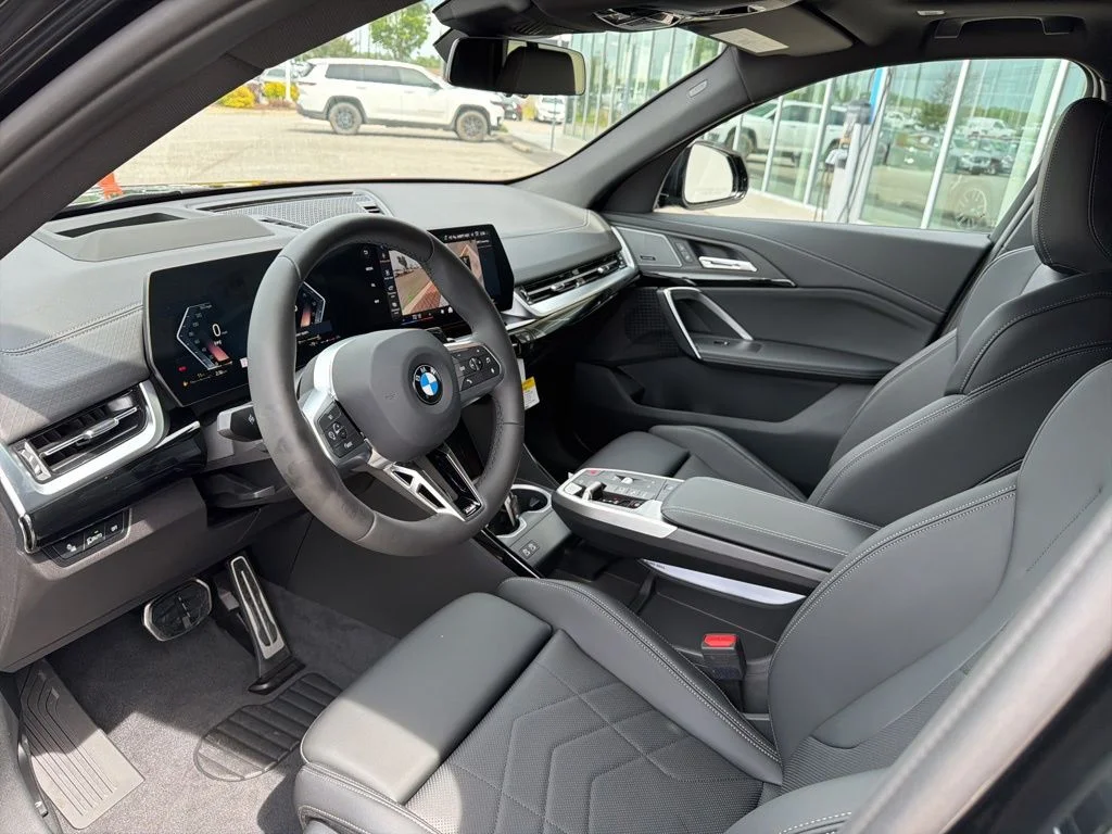 New 2026 Black Sapphire Metallic BMW xDrive28i image 16