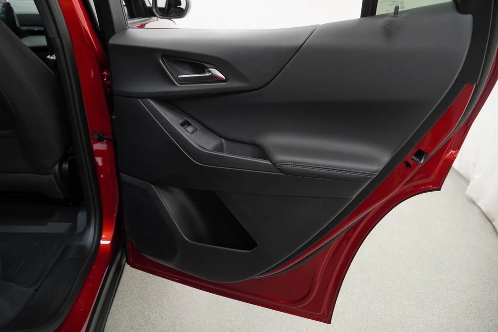 2027 Chevrolet Equinox LT - Photo 26