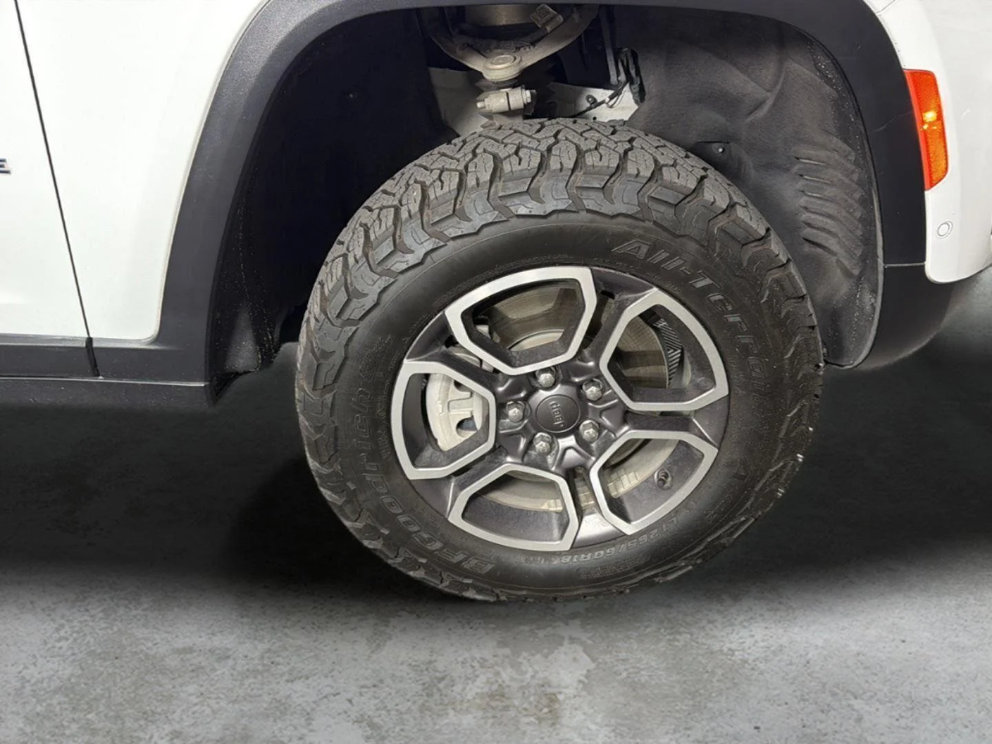 Used 2023 Bright White Clearcoat Jeep Trailhawk image 12