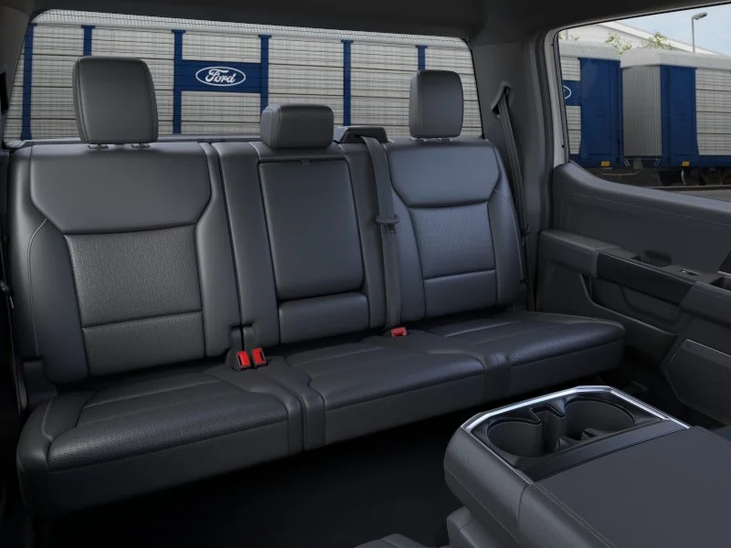 New 2026 Oxford White Ford Lariat® image 31