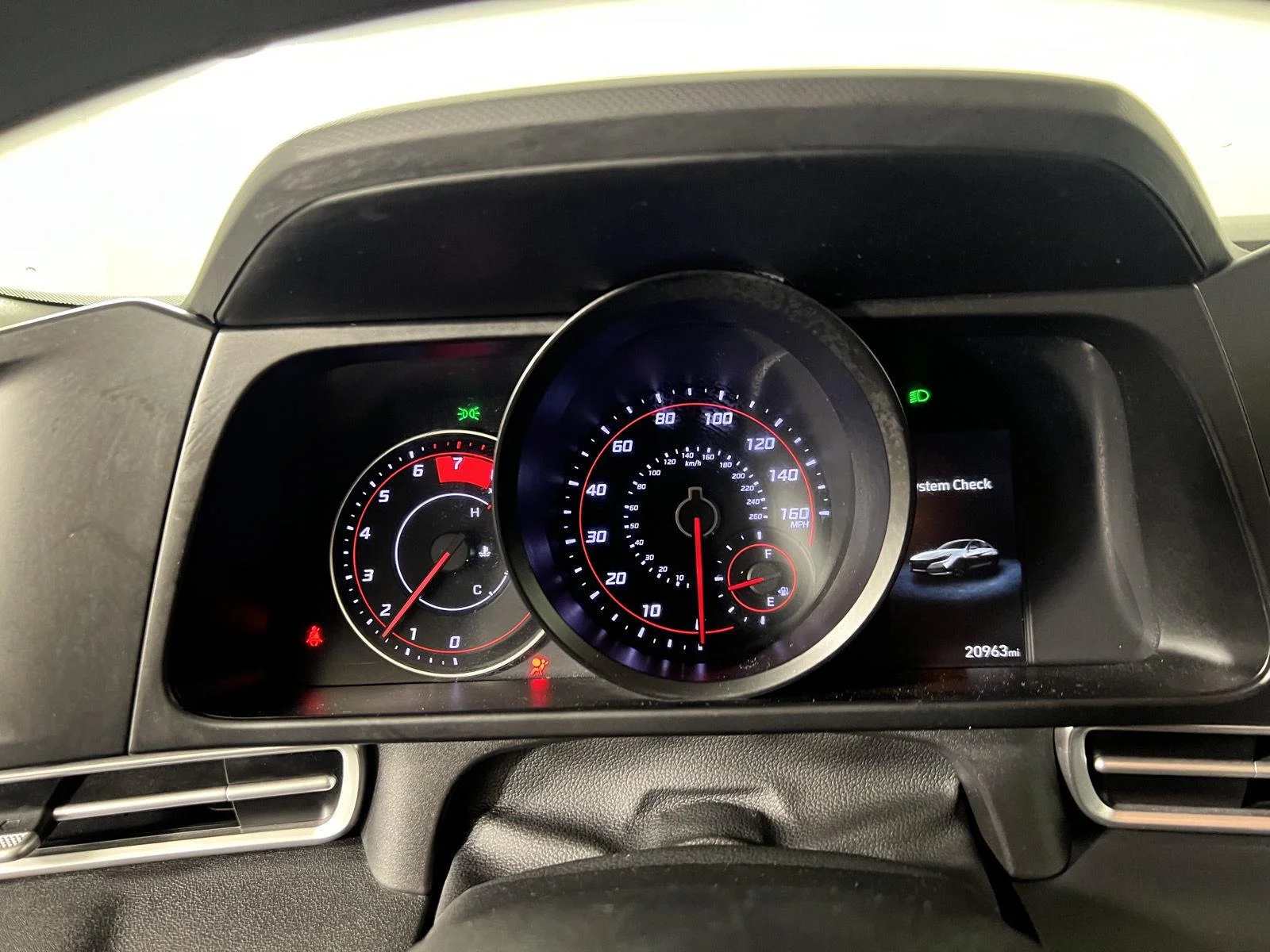Used 2023 Phantom Black Hyundai SEL image 16