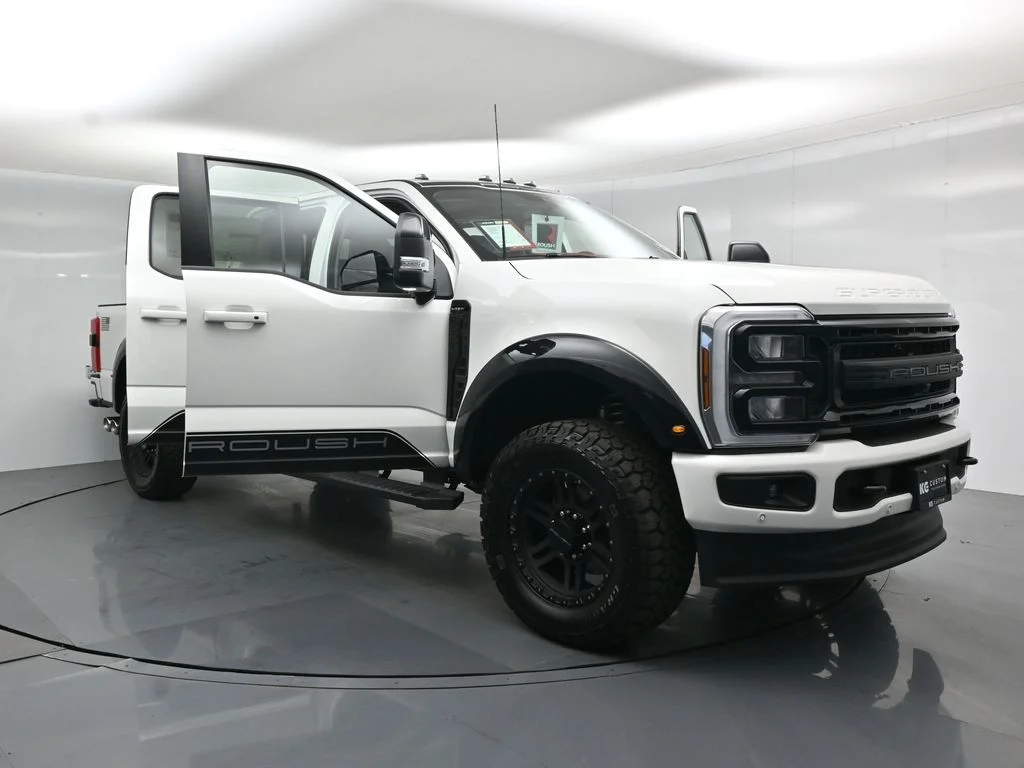 New 2026 Star White Metallic Tri-Coat Ford Lariat image 31