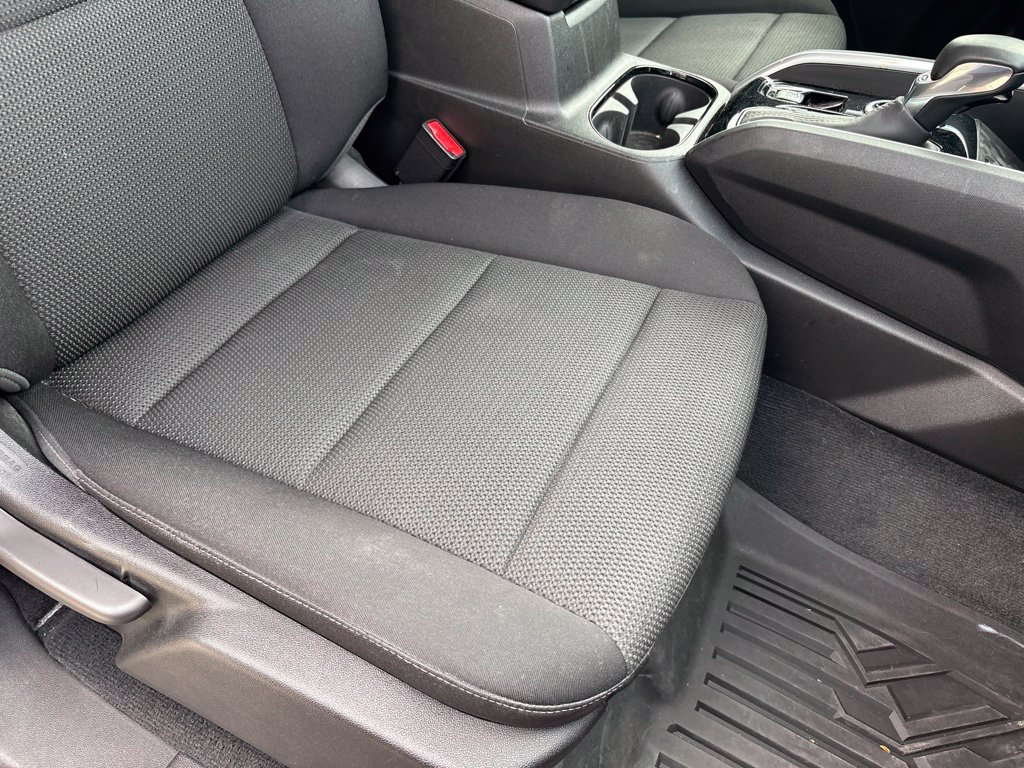 Used 2023 Sterling Gray Metallic Chevrolet LT image 27