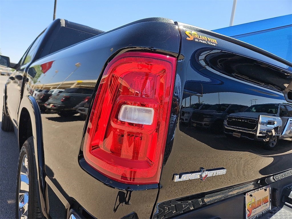 Used 2025 Diamond Black Crystal Pearlcoat Ram Big Horn/Lone Star image 21