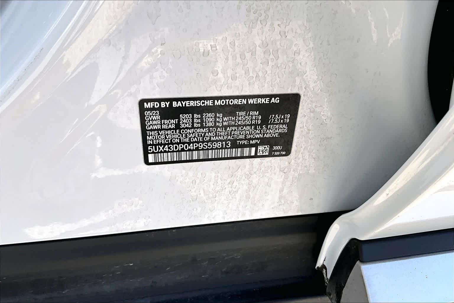 Used 2023 Alpine White BMW sDrive30i image 36