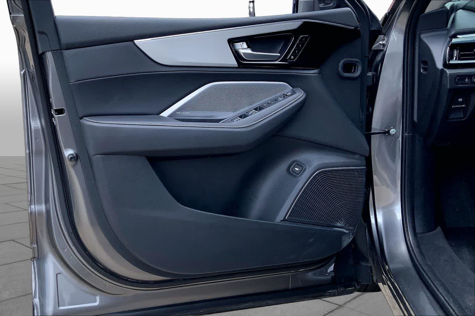 Used 2026 Liquid Carbon Metallic Acura w/Technology Package image 20