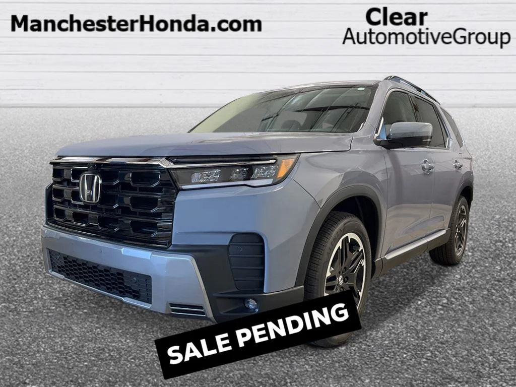 2026 Honda Pilot Touring Blackout AWD's photo