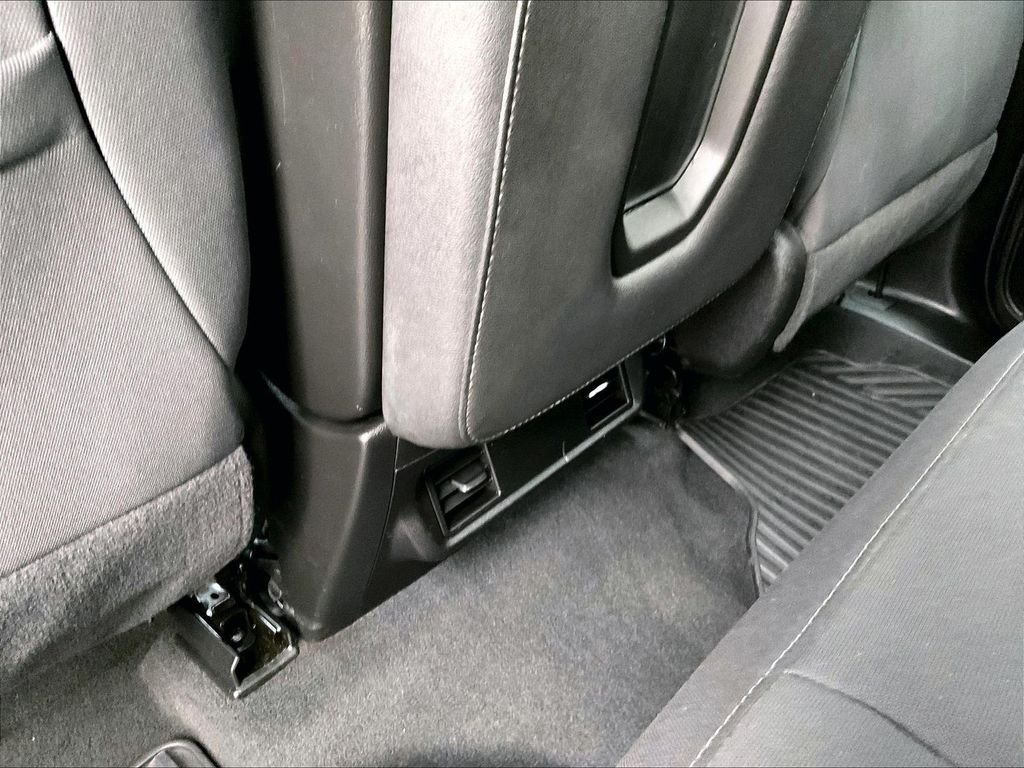Used 2023 White Chevrolet Custom image 26