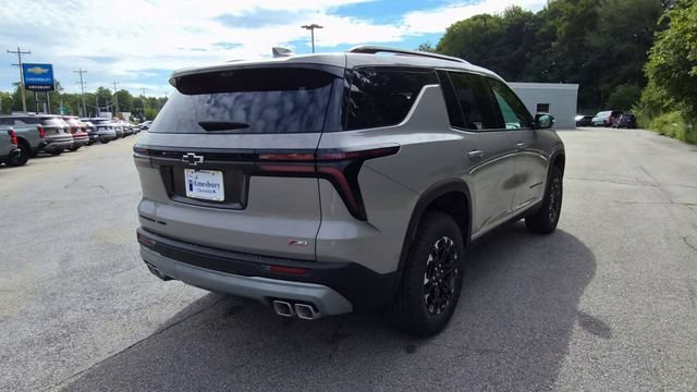 2027 Chevrolet Traverse Z71 - Photo 8