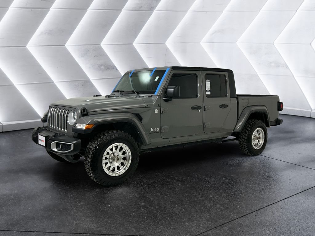 Used 2023 Gray Jeep Overland image 3