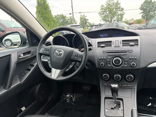 Used 2013 Silver Mazda i Touring image 8