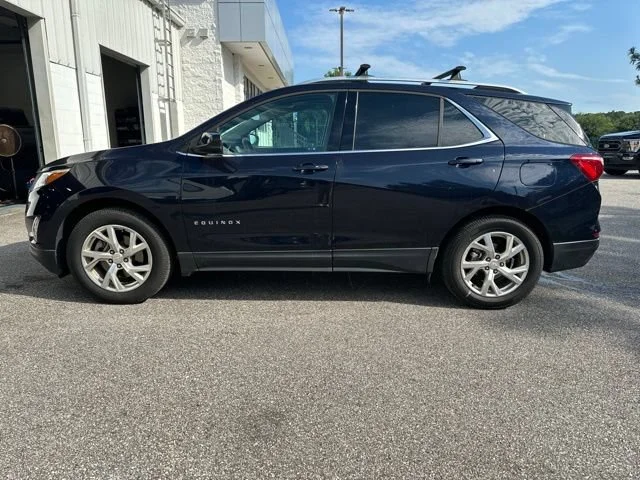 Used 2020 MIDNIGHT BLUE METALLIC Chevrolet LT image 2