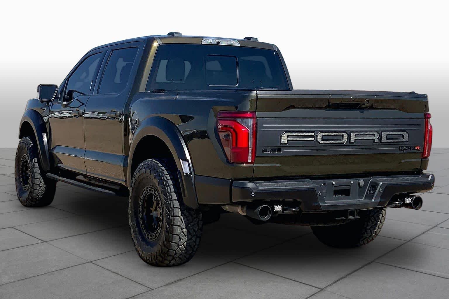 Used 2024 Shelter Green Ford Raptor image 12