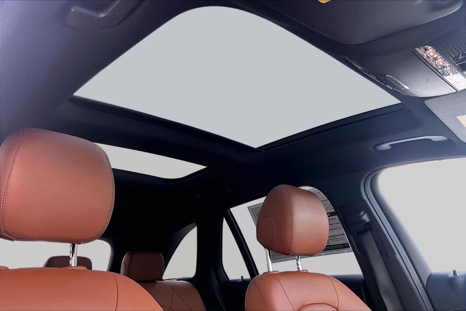 Used 2019 Polar White Mercedes-Benz GLC 300 image 13