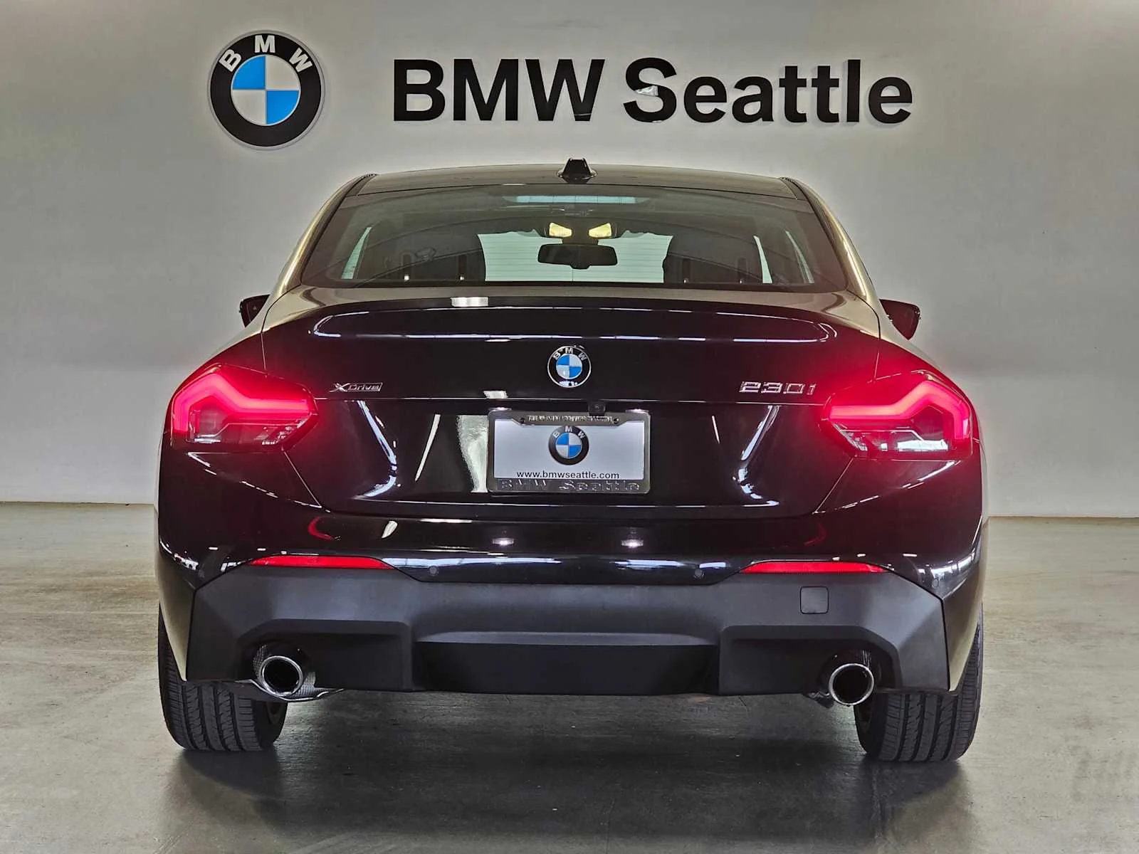 New 2026 Alpine White BMW M60 image 5