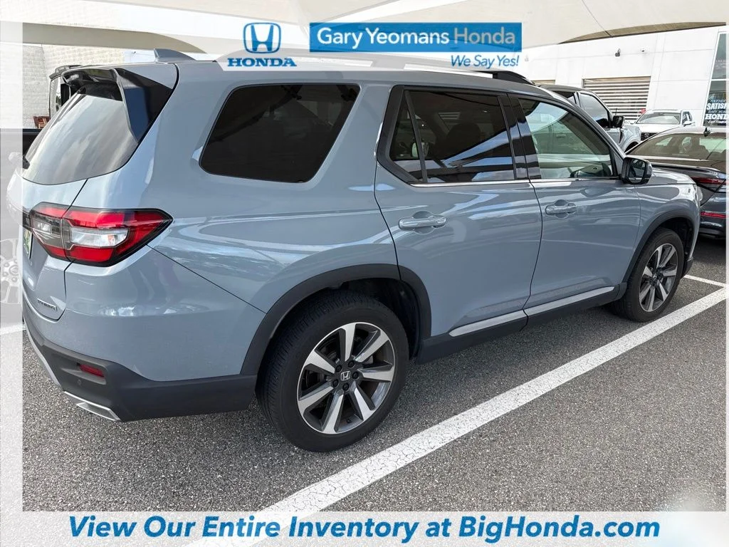 Used 2025 Gray Honda Touring image 3