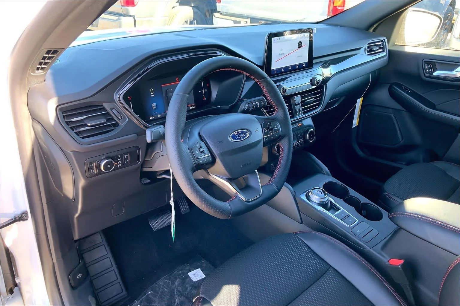 New 2026 Space Silver Metallic Ford ST-Line Select image 8
