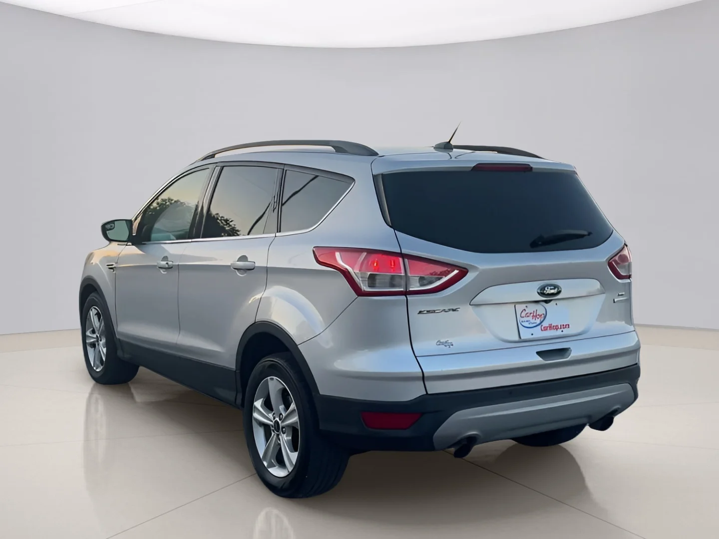 Used 2016 Silver Ford SE image 9