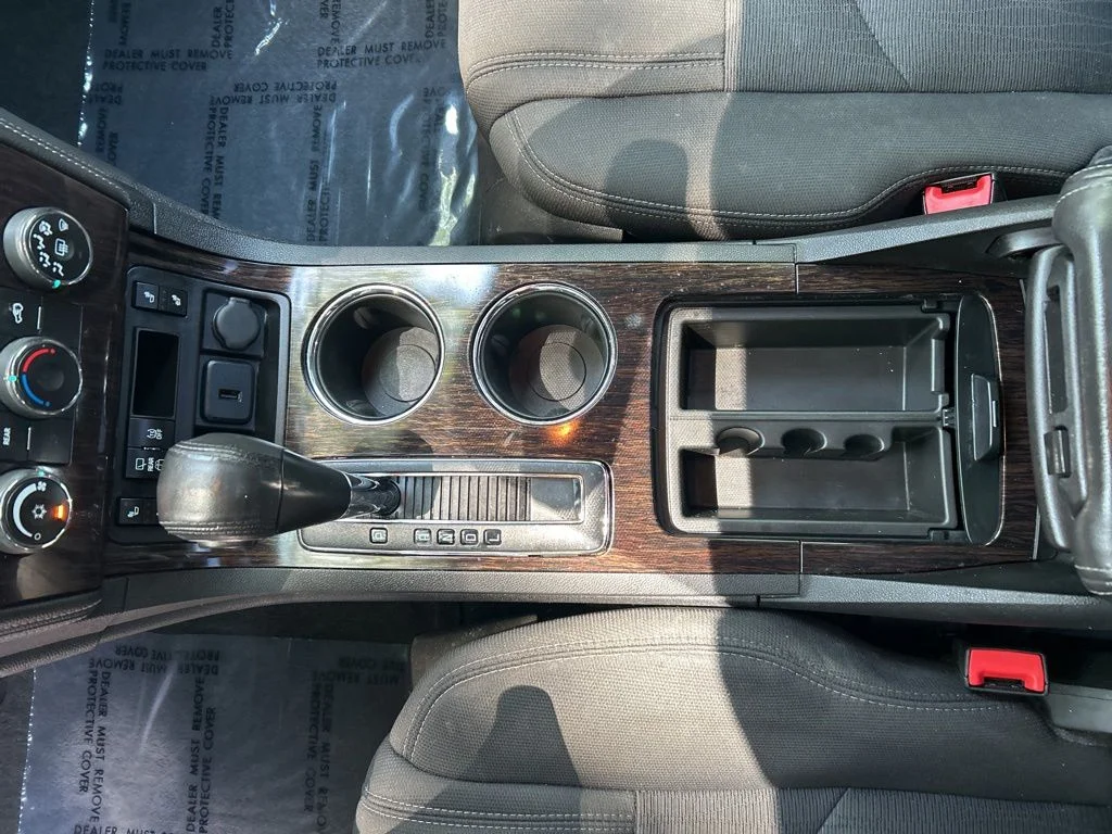 Used 2015 Gold Chevrolet LT image 17