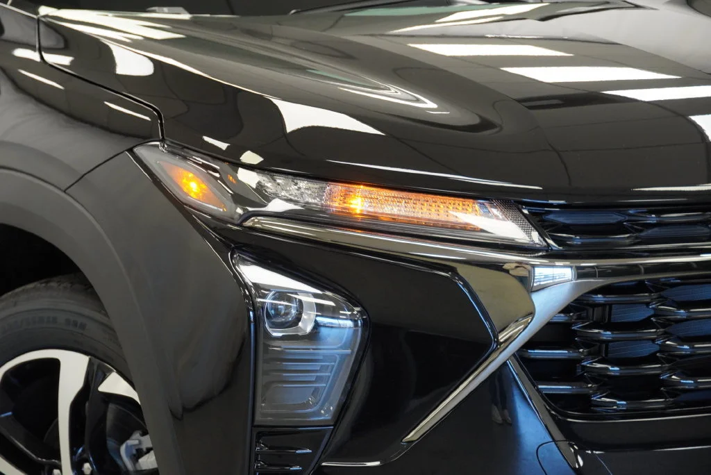 New 2026 Mosaic Black Metallic Chevrolet 1RS image 9